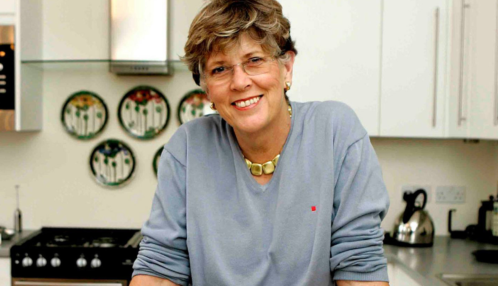 Prue will host global awards event sponsored by Pink Lady®